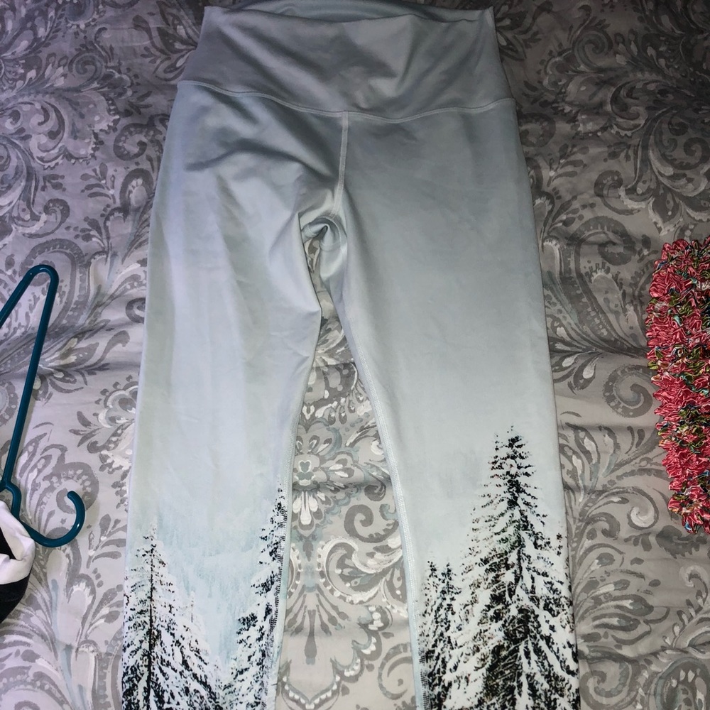 Alo Yoga Pants